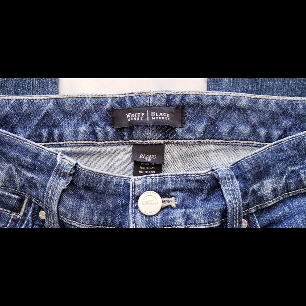 White House Black Market Jean's 2R